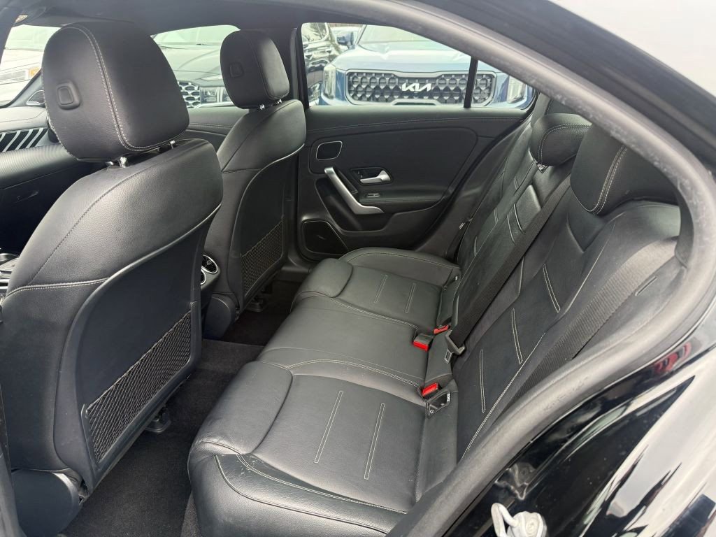 Used 2021 Mercedes-Benz A 35 AMG 4MATIC image 30