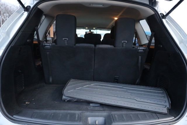 Used 2019 Nissan Pathfinder SV image 32