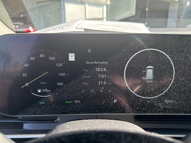 Used 2025 Kia Carnival SX Prestige image 23