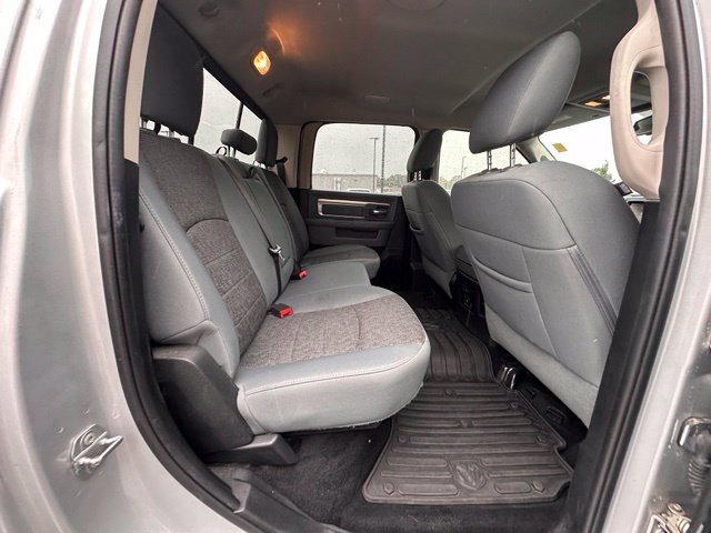 Used 2017 RAM 1500 Big Horn AWD/4WD image 32