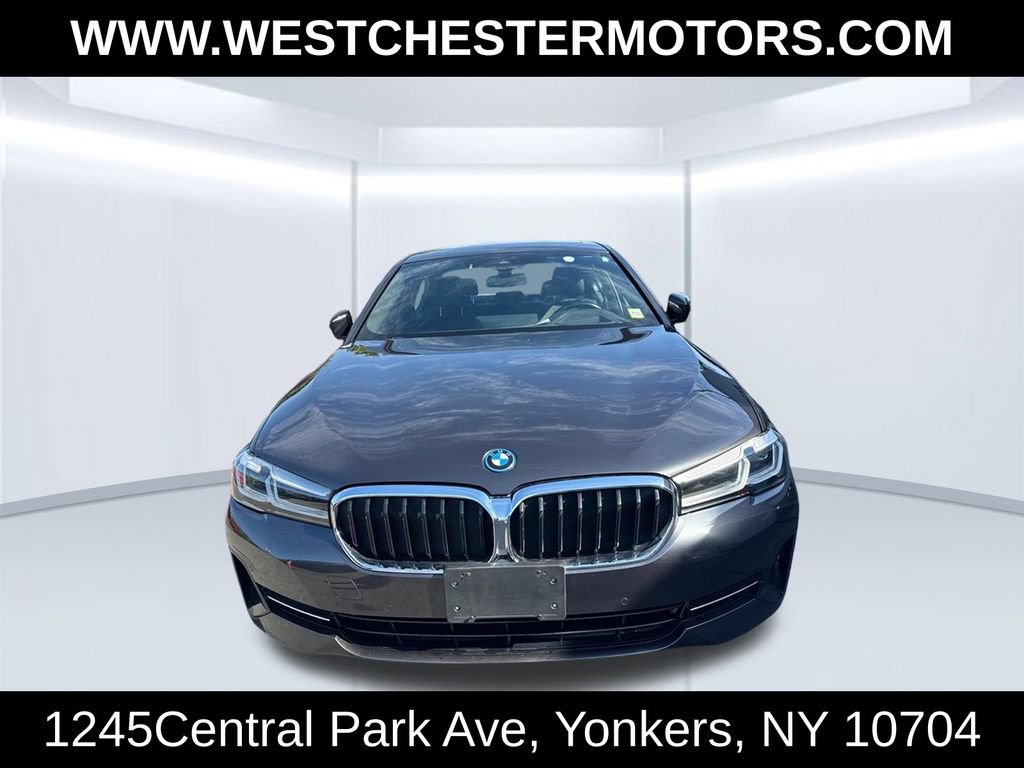 Used 2023 BMW 530e xDrive AWD/4WD image 2