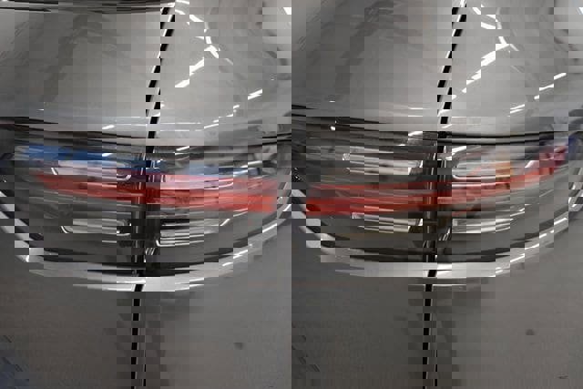 Used 2023 Porsche Cayenne image 12