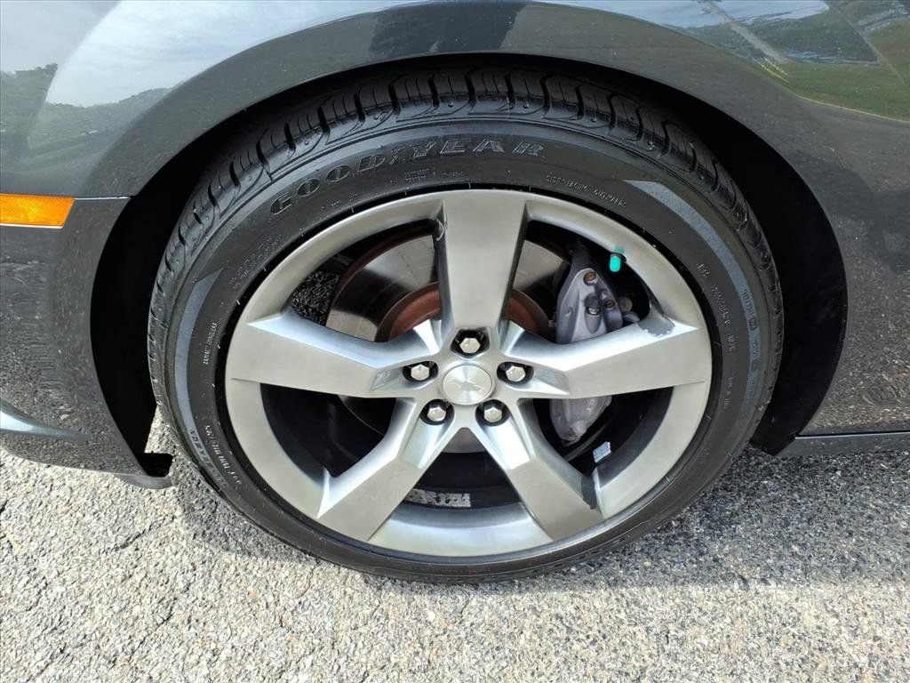 Used 2012 Chevrolet Camaro SS w/ RS Package RWD image 9