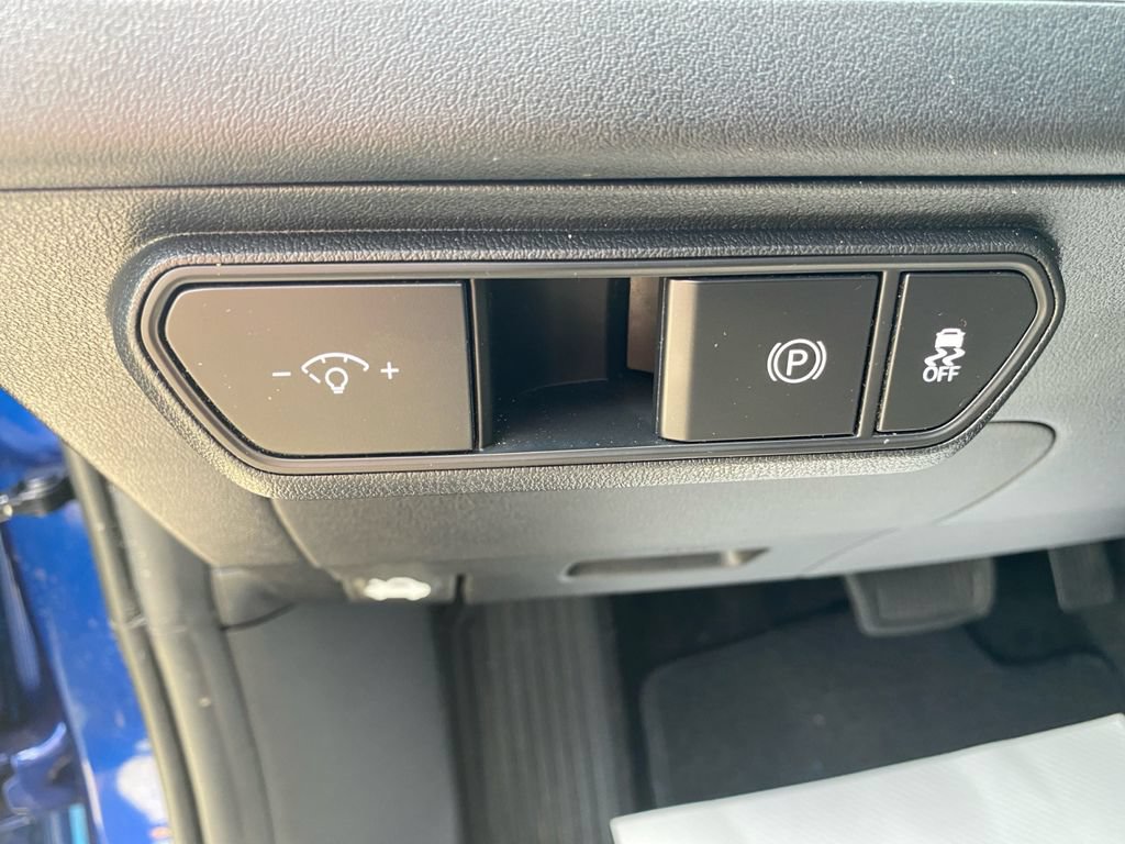 Certified 2025 Kia K4 FWD image 35