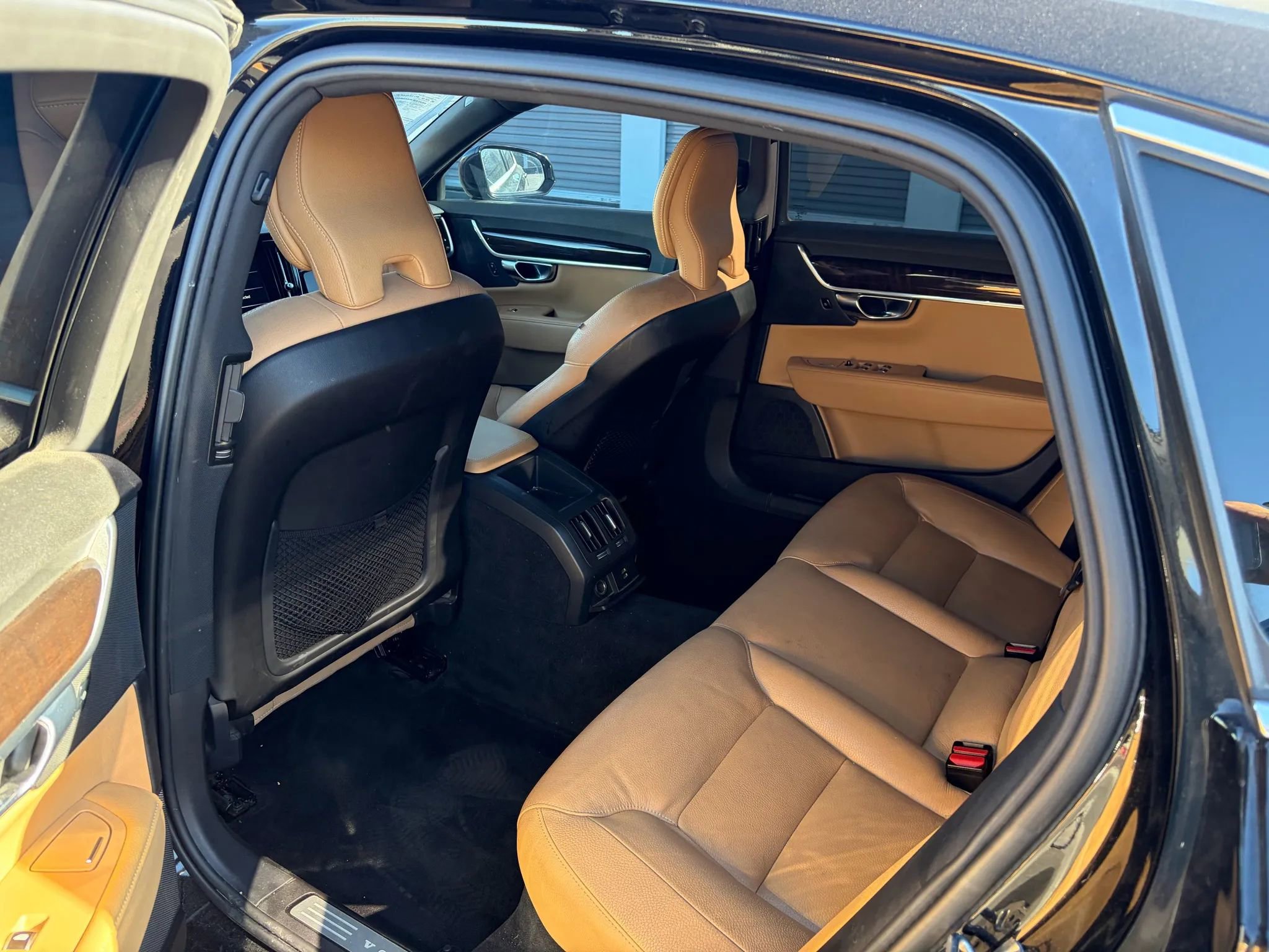 Used 2019 Volvo S90 T5 Momentum FWD image 11
