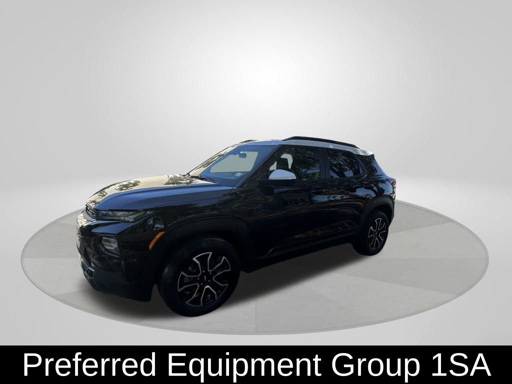 Used 2023 Chevrolet TrailBlazer ACTIV w/ Convenience Package FWD image 3