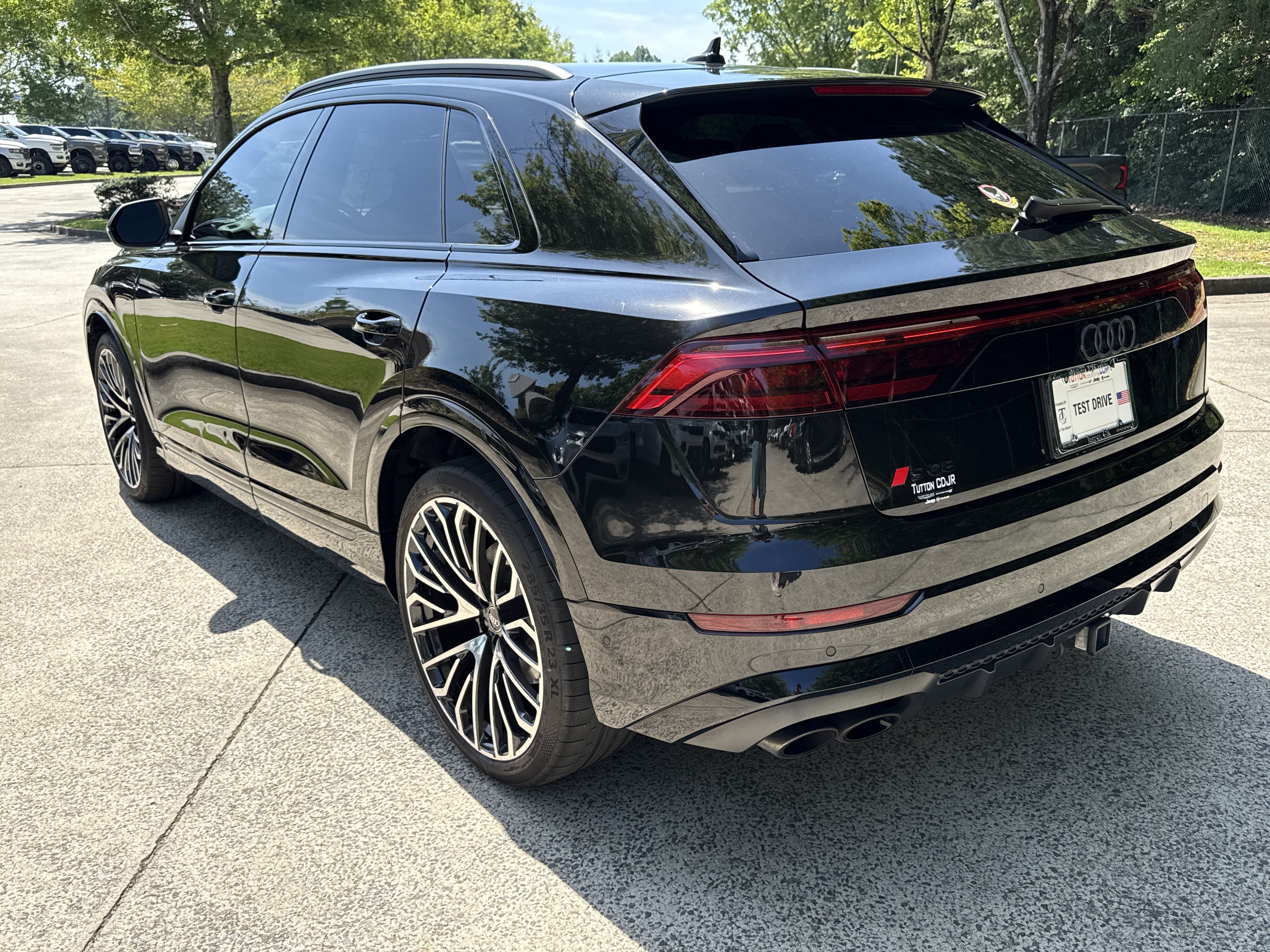 Used 2024 Audi SQ8 Prestige AWD/4WD image 5