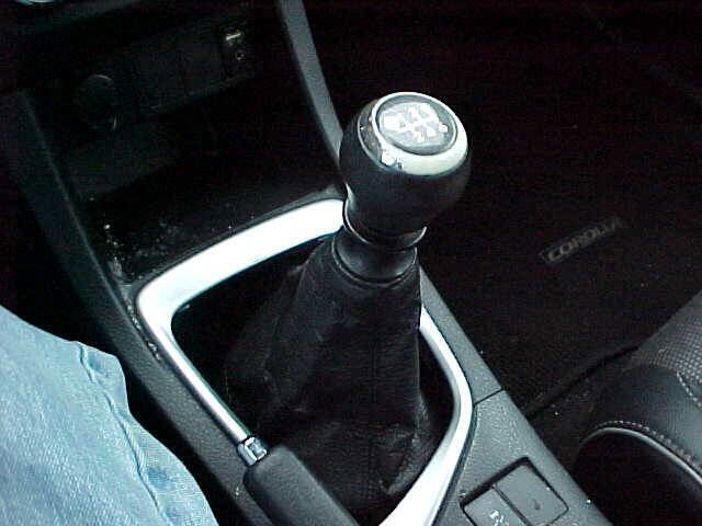 Used 2015 Toyota Corolla S image 21