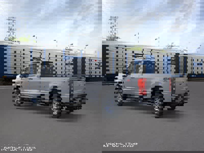 New 2026 Ford F250 4x4 SuperCab Super Duty image 4