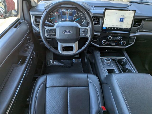 Used 2024 Ford Expedition Max XLT image 14