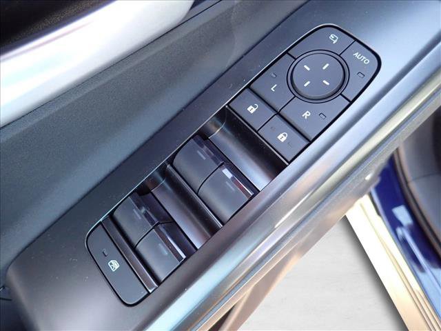 New 2026 Subaru Solterra image 17