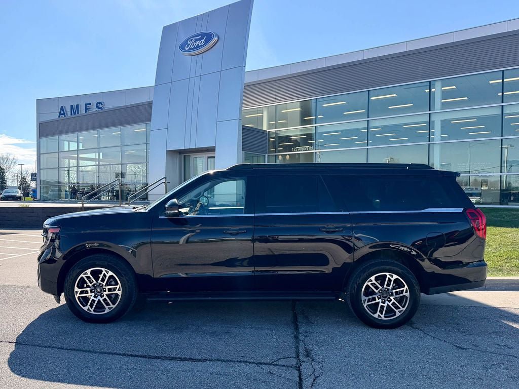 Certified 2025 Ford Expedition Max Active AWD/4WD image 3
