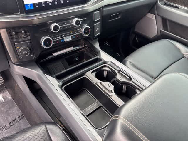 Used 2024 Ford F250 Lariat w/ Black Appearance Package AWD/4WD image 16