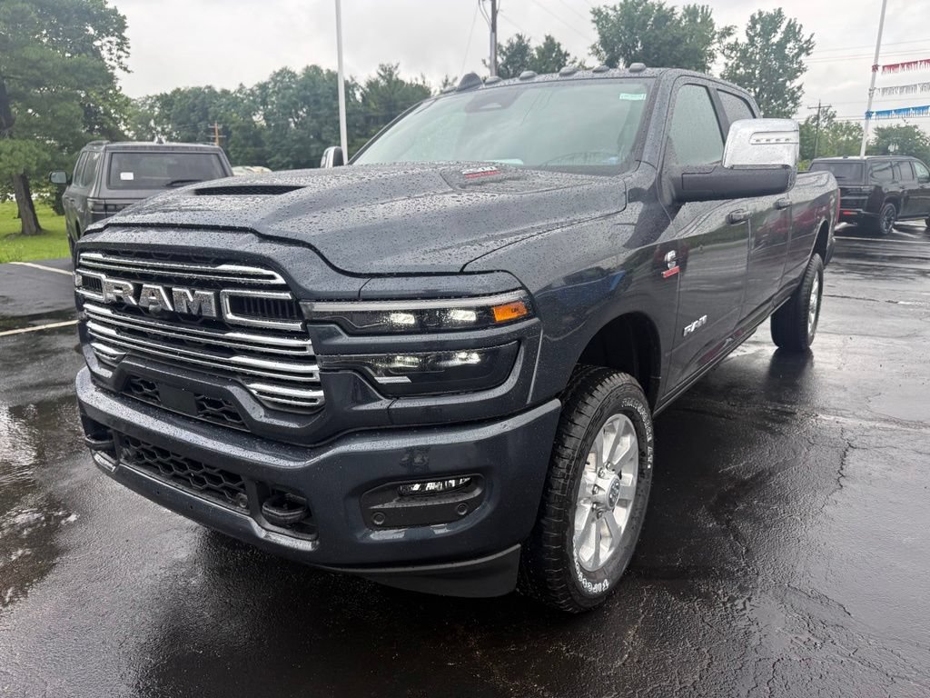 New 2026 RAM 2500 Laramie AWD/4WD image 8
