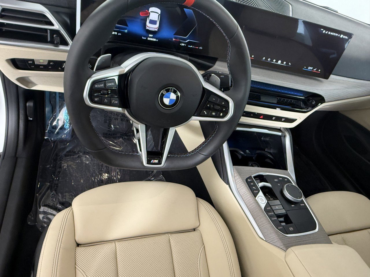 Used 2025 BMW 440i xDrive Coupe w/ Premium Package image 17