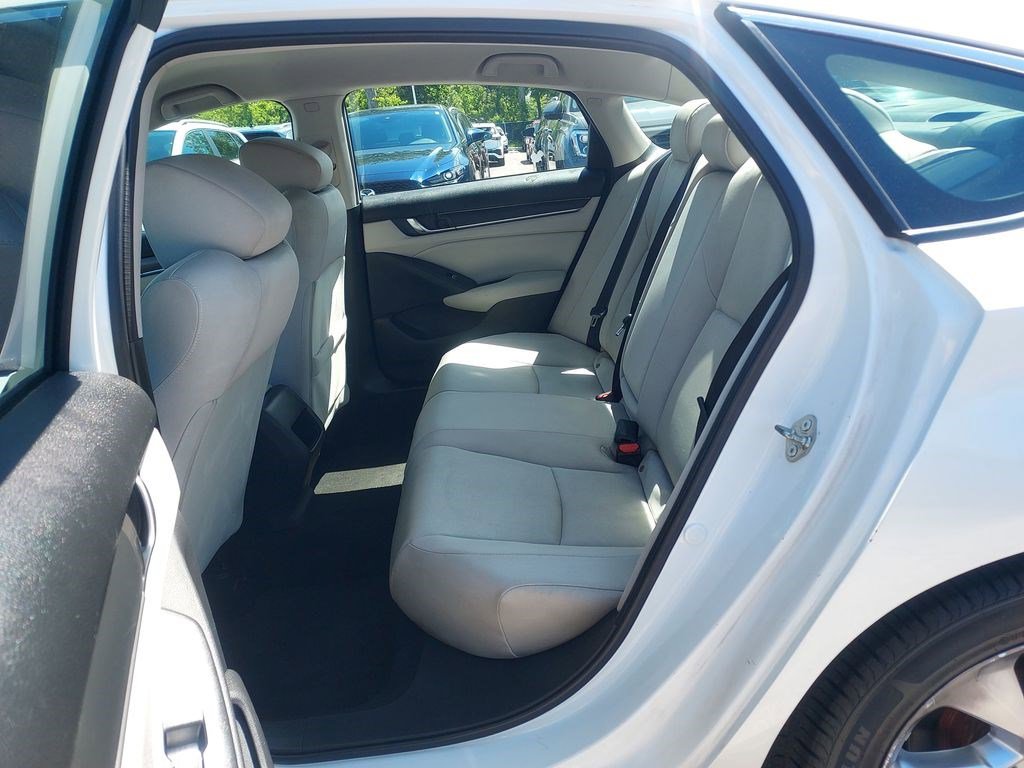 Used 2018 Honda Accord LX image 23