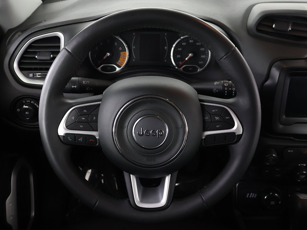 Used 2019 Jeep Renegade Latitude AWD/4WD image 34