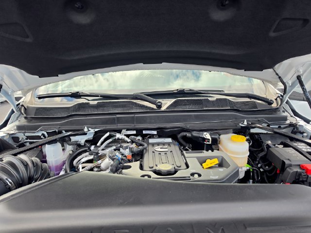 New 2026 RAM 3500 Big Horn AWD/4WD image 22