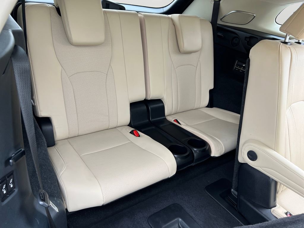 Used 2022 Lexus RX 450hL Luxury image 9