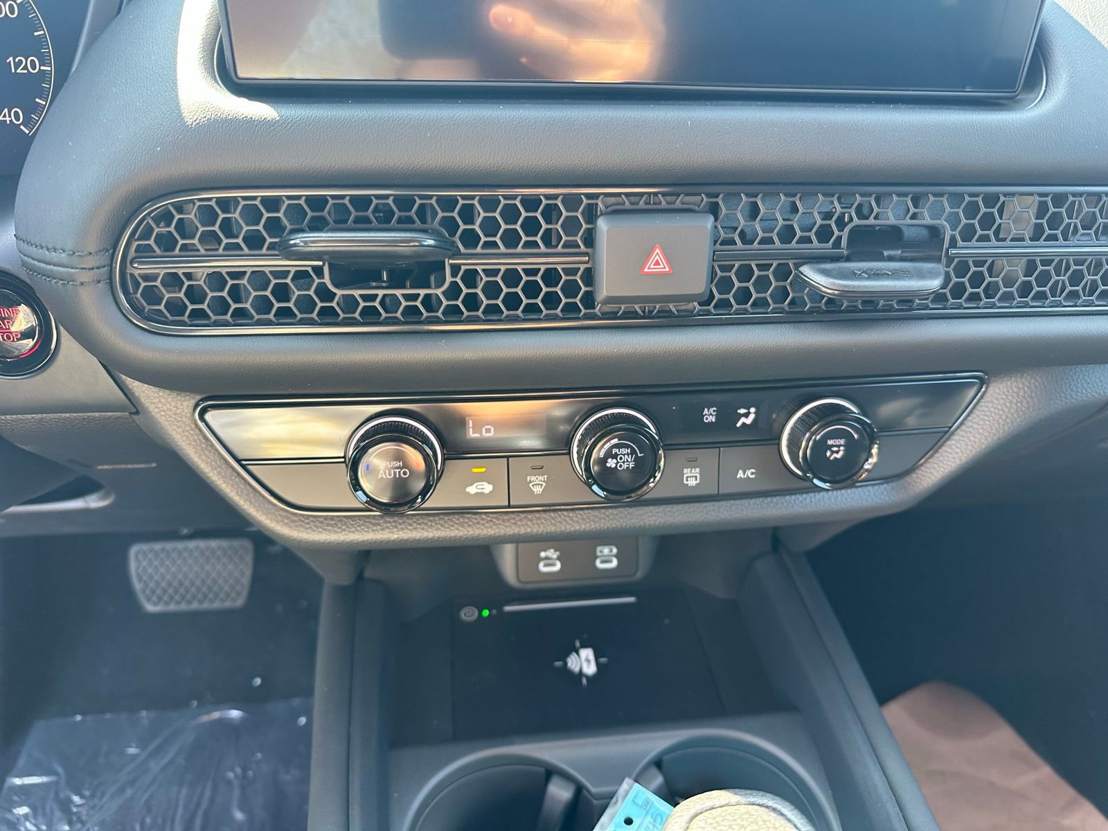 New 2026 Honda HR-V LX image 16