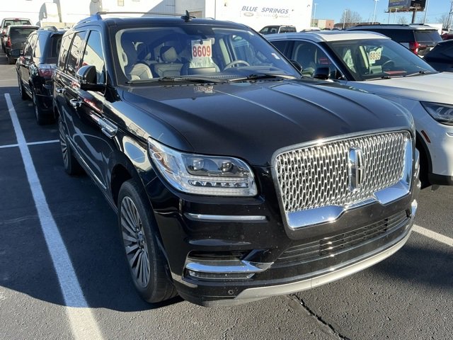 Used 2019 Lincoln Navigator Reserve w/ Cargo Package image 3
