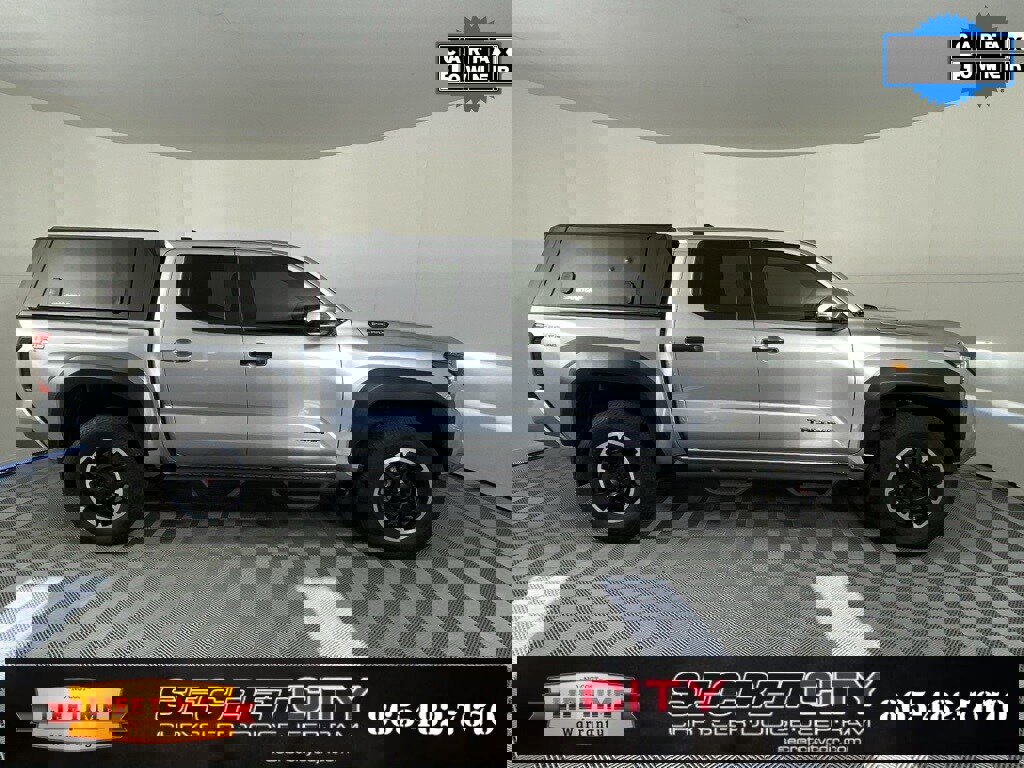 Used 2024 Toyota Tacoma TRD Off-Road w/ TRD Off Road Upgrade Package image 8