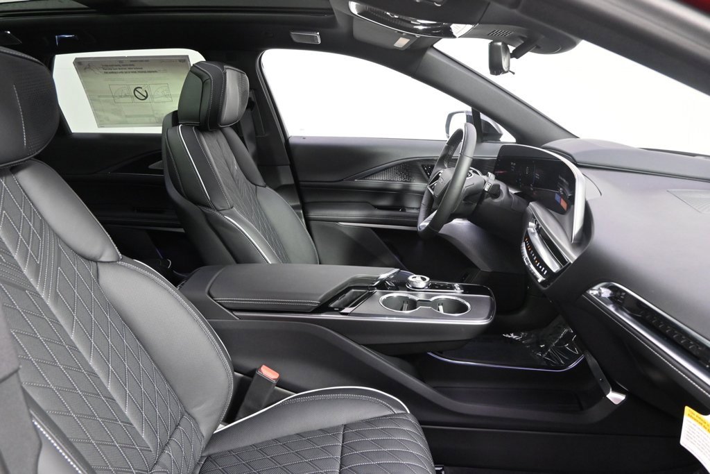 New 2026 Cadillac Lyriq V w/ Exterior Carbon Fiber Package image 15