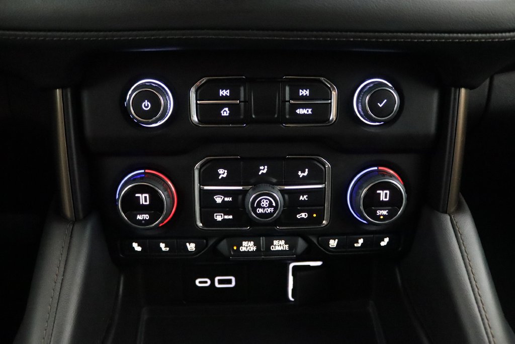 Certified 2022 Chevrolet Suburban High Country AWD/4WD image 41