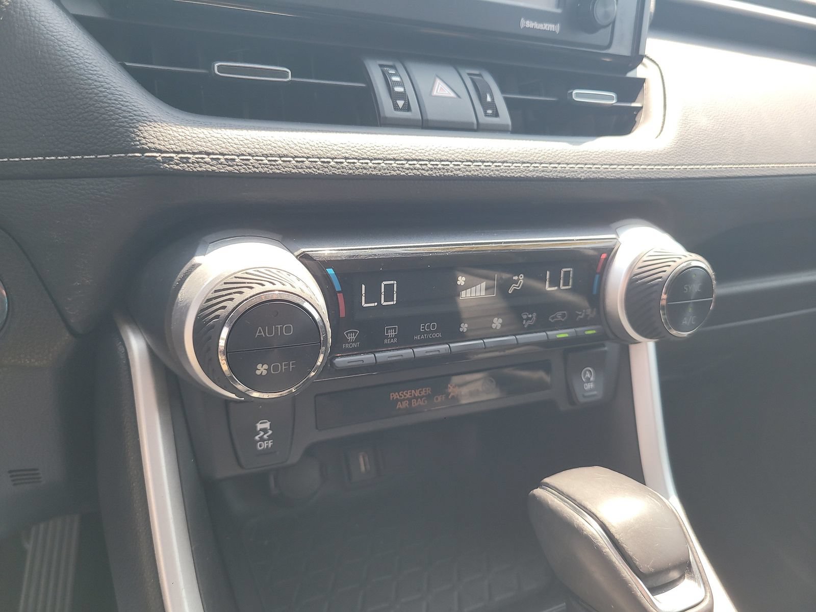 Used 2021 Toyota RAV4 XLE Premium FWD image 19