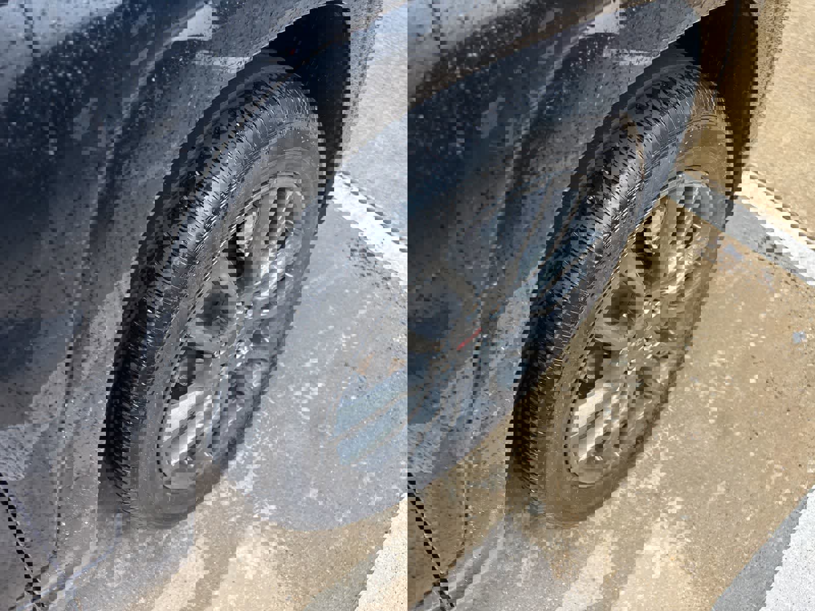 Used 2023 GMC Terrain Denali w/ Black Diamond Edition AWD/4WD image 16