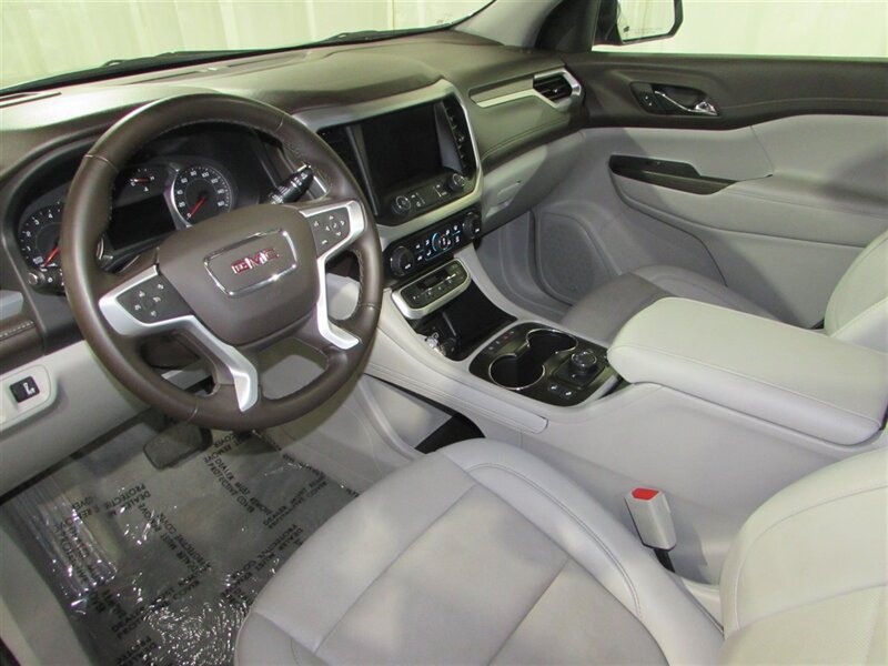 Used 2023 GMC Acadia SLT AWD/4WD image 21