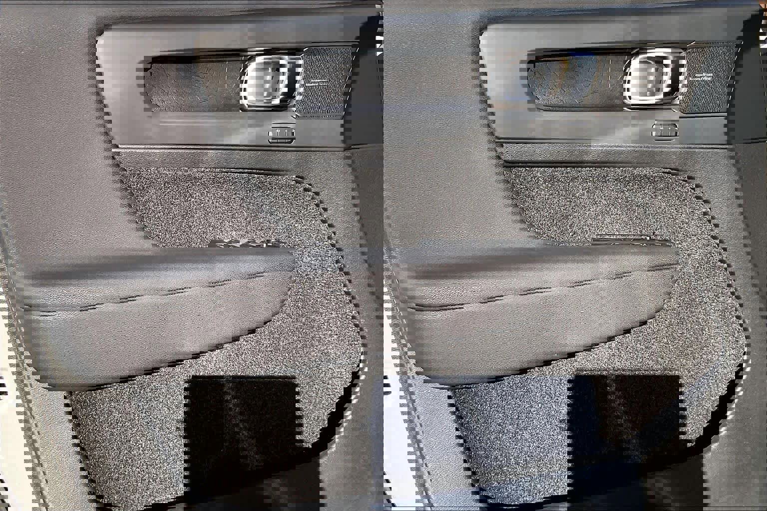 Used 2023 Volvo XC40 Recharge Ultimate w/ Protection Package Premier image 26