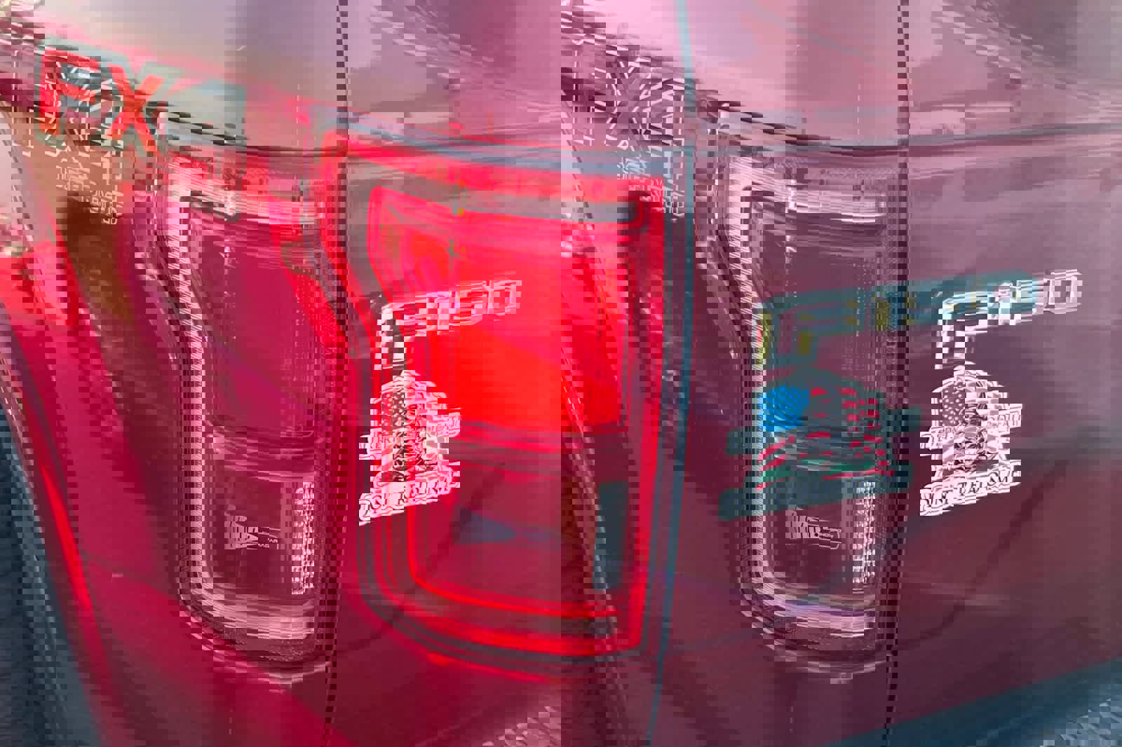 Used 2015 Ford F150 Lariat w/ Equipment Group 502A Luxury image 14