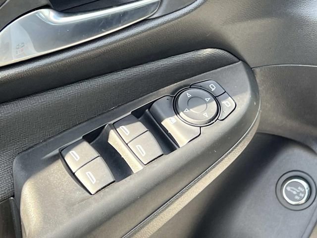 Used 2025 Buick Envista Preferred w/ Convenience I Package image 18