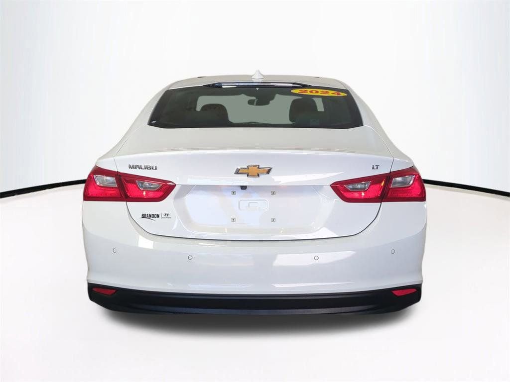 Used 2024 Chevrolet Malibu LT image 6