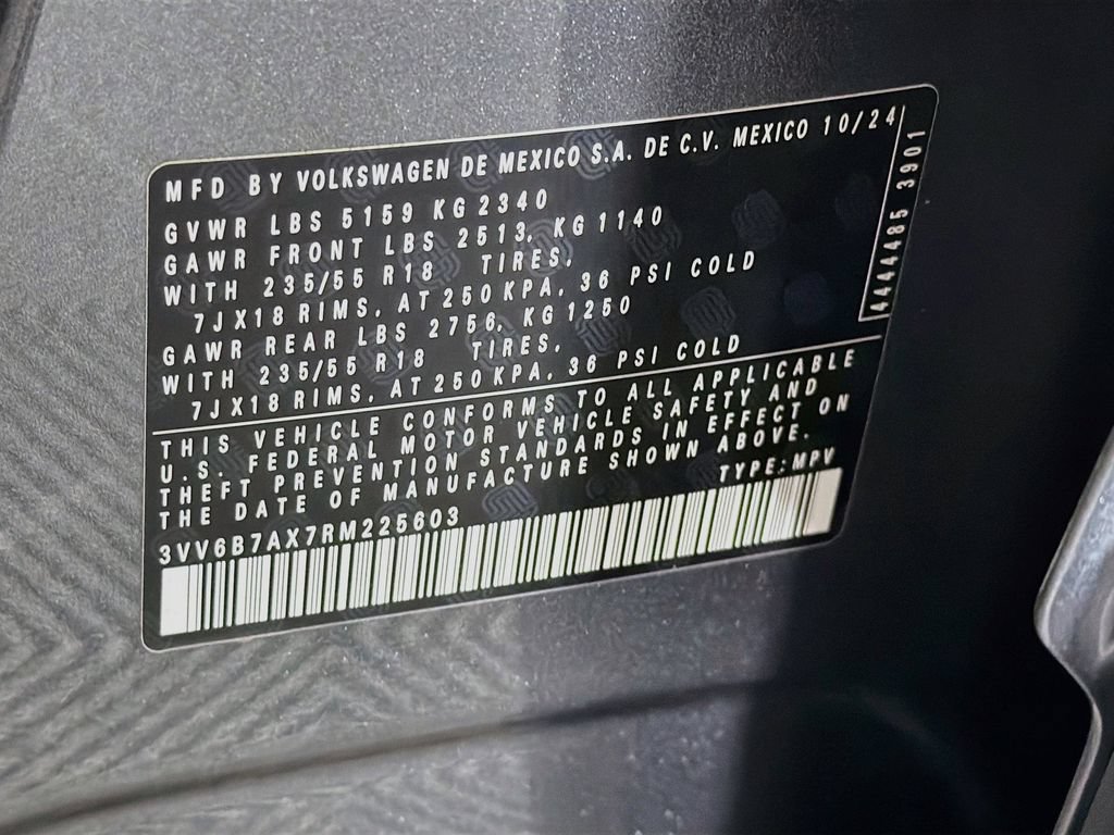 Used 2024 Volkswagen Tiguan Wolfsburg Edition FWD image 31