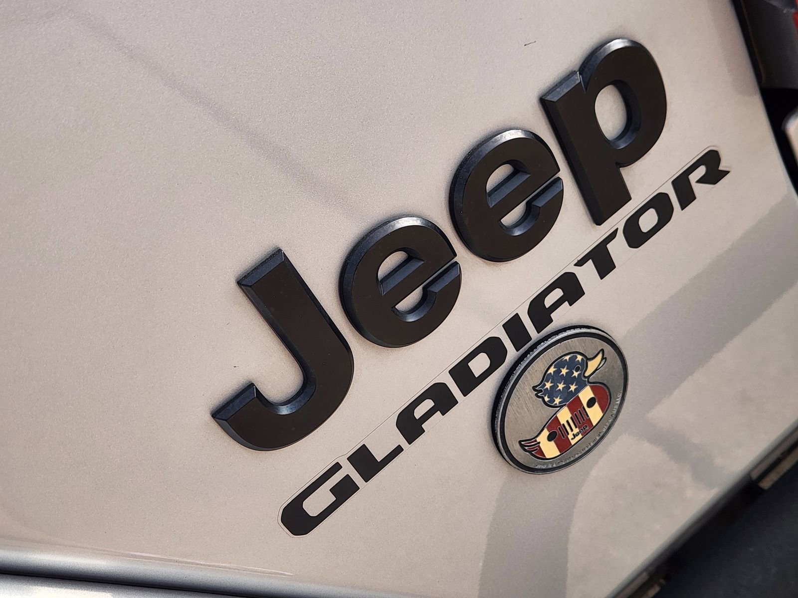 Used 2022 Jeep Gladiator Sport AWD/4WD image 12