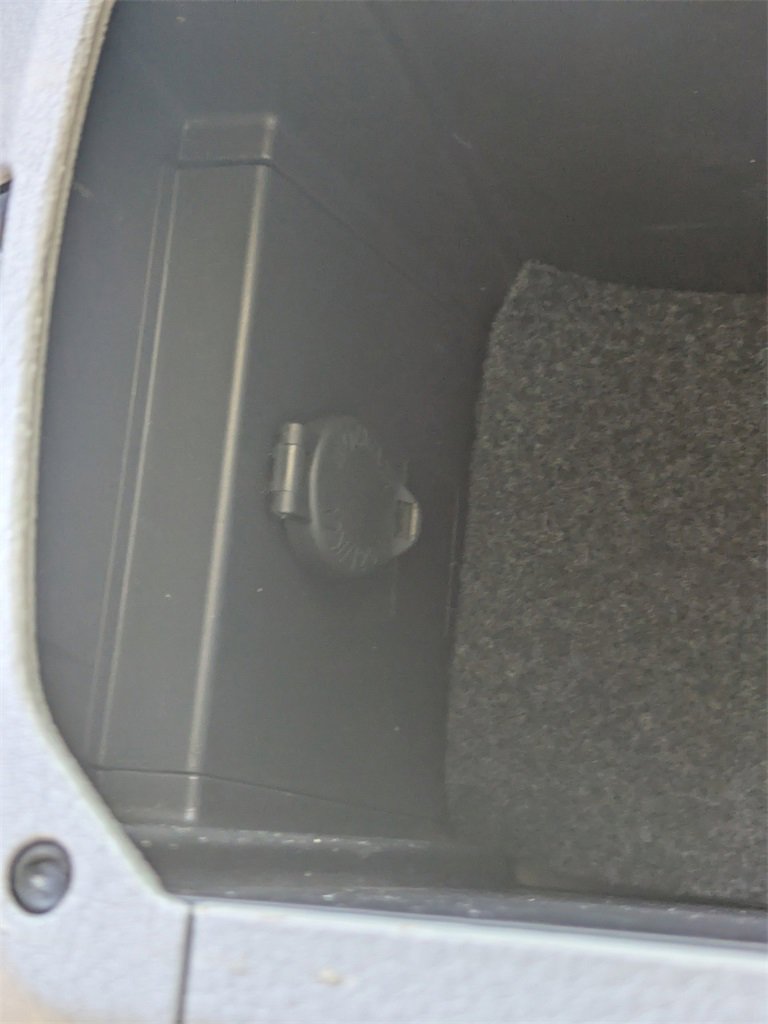 Used 2012 Toyota RAV4 FWD image 24