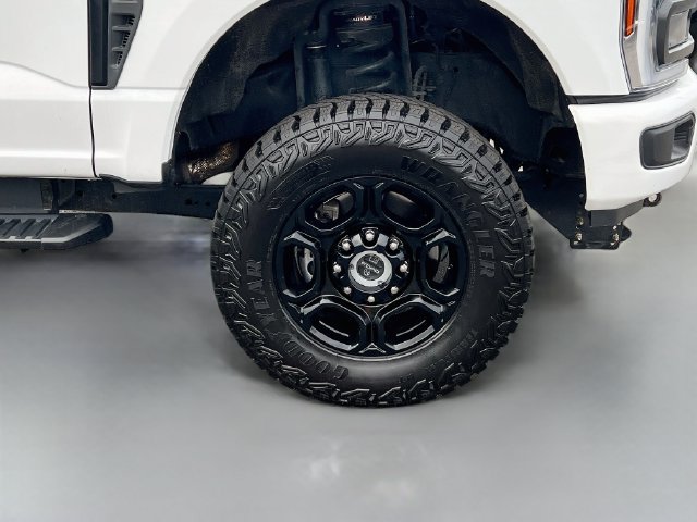 Used 2024 Ford F350 XL w/ STX Appearance Package AWD/4WD image 32