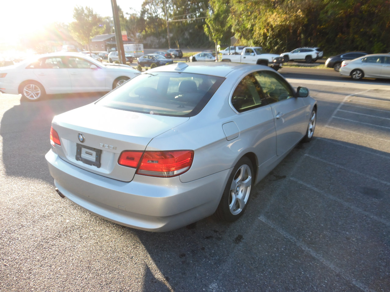 Used 2010 BMW 328i xDrive Coupe image 5