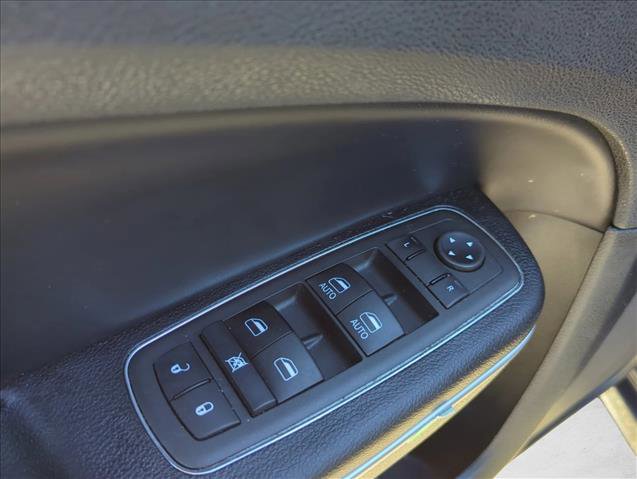 Used 2022 Chrysler 300 S image 11