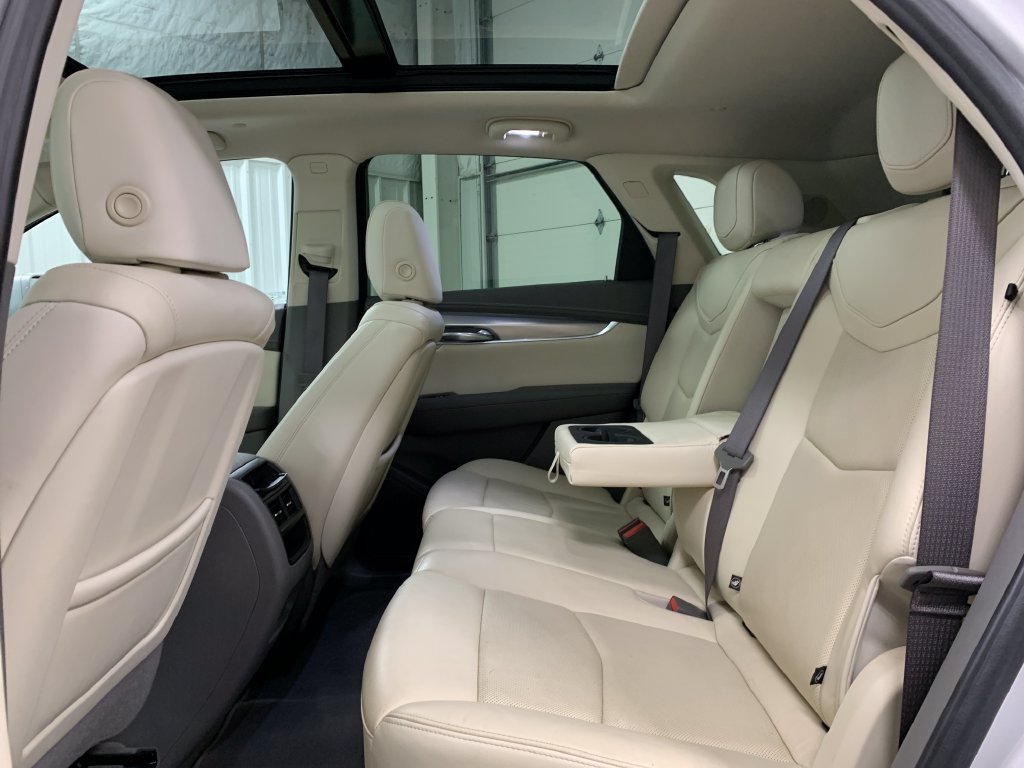 Used 2020 Cadillac XT5 Premium Luxury AWD/4WD image 21