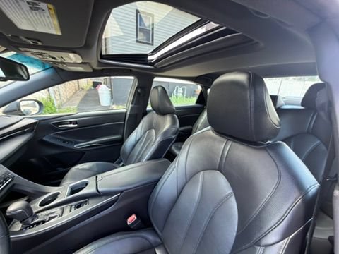 Used 2019 Toyota Avalon XLE w/ Moonroof Package FWD image 19