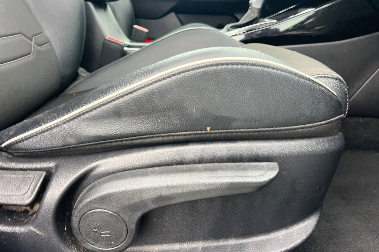 Certified 2022 Kia Forte GT-Line w/ GT-Line Premium Package image 23