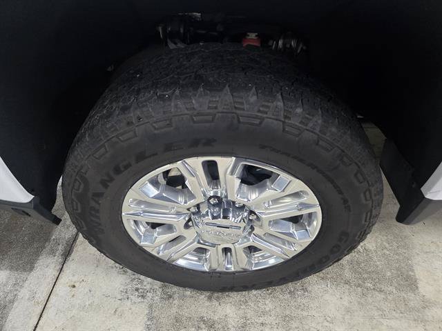 Certified 2022 GMC Sierra 3500 Denali w/ Denali Ultimate Package AWD/4WD image 9