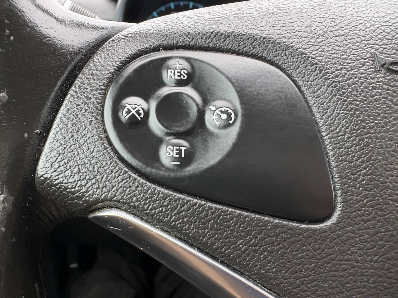 Used 2014 Chevrolet Impala LTZ FWD image 12