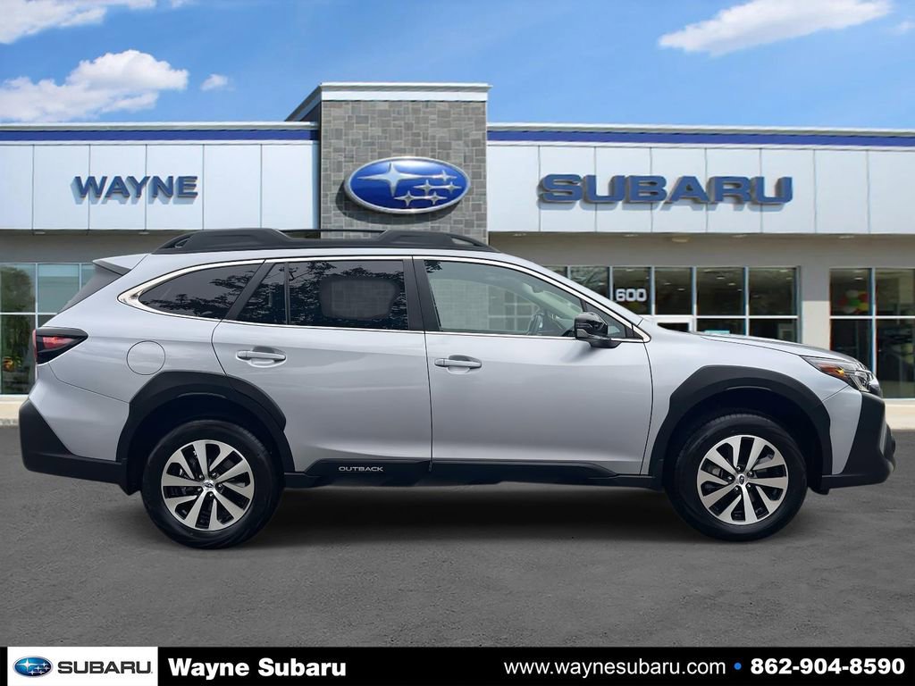 Certified 2025 Subaru Outback Premium image 5