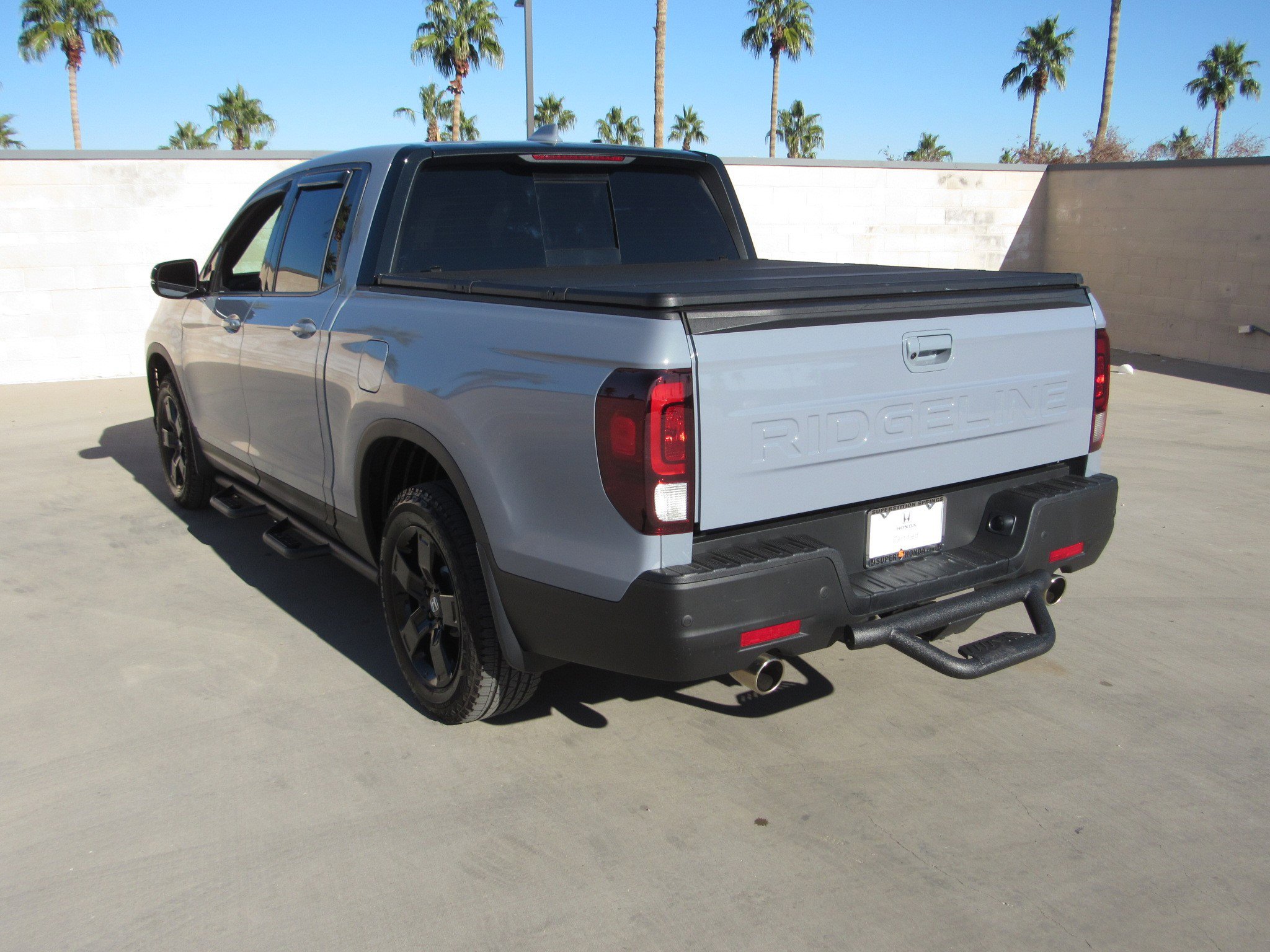 Used 2025 Honda Ridgeline Black Edition image 6