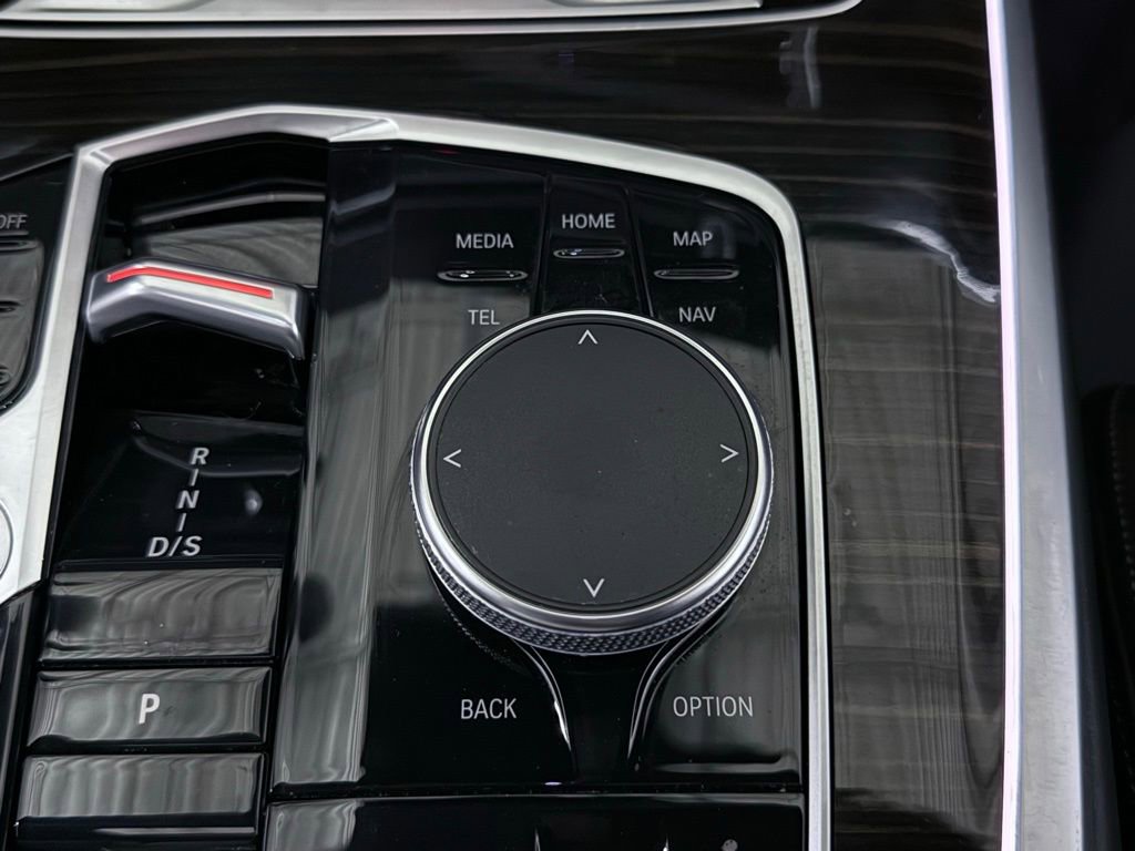 Used 2023 BMW X7 xDrive40i w/ M Sport Package image 41