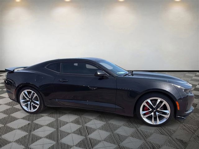 Used 2024 Chevrolet Camaro LT RWD image 4